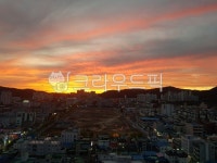 일몰, 하늘, 건물, 노을, 저녁노을, 사진,이미지,일러스트,캘리그라피 - hajung02작가 크라우드픽 - 저작권 걱정 없는 상업용 이미지
