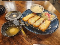 혼카츠, 치즈돈가스, 홍대맛집, 돈카츠, 돈가스, 사진,이미지,일러스트,캘리그라피 - iyunsu555작가 크라우드픽 - 저작권 걱정 없는 상업용 이미지