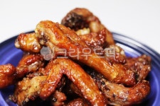 치킨, 통닭, 마늘통닭, 닭, 닭튀김, 사진,이미지,일러스트,캘리그라피 - 콜라비의 야간비행작가 크라우드픽 - 저작권 걱정 없는 상업용 이미지