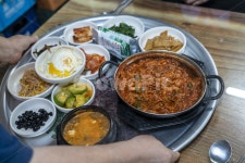 백반, 기사식당, 백반정식, 밑반찬, 한식, 사진,이미지,일러스트,캘리그라피 - 다정금지작가 크라우드픽 - 저작권 걱정 없는 상업용 이미지