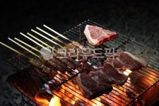 바베큐, 숯불구이, 양꼬지, 양꼬치, 양고기, 사진,이미지,일러스트,캘리그라피 - 푸드포토작가 크라우드픽 - 저작권 걱정 없는 상업용 이미지