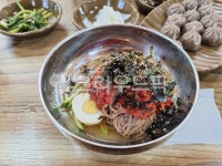 막국수, 메밀막국수, 모밀막국수, 메밀면, 모밀면, 사진,이미지,일러스트,캘리그라피 - 늑돌이작가 크라우드픽 - 저작권 걱정 없는 상업용 이미지