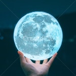 달, 조명, 몽환, 소품, 파란달, 사진,이미지,일러스트,캘리그라피 - eeery작가 크라우드픽 - 저작권 걱정 없는 상업용 이미지