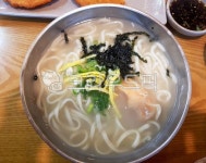 칼국수, 국수, dish, 접시, food, 사진,이미지,일러스트,캘리그라피 - 냥냥고양이작가 크라우드픽 - 저작권 걱정 없는 상업용 이미지