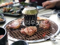 닭구이, 구이, 숯불, 숯불구이, 바베큐, 사진,이미지,일러스트,캘리그라피 - 홍홍차작가 크라우드픽 - 저작권 걱정 없는 상업용 이미지