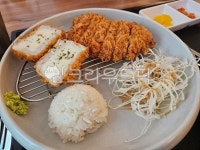 음식, food, 치즈돈까스, 돈까스, 샐러드, 사진,이미지,일러스트,캘리그라피 - 감성벼룩작가 크라우드픽 - 저작권 걱정 없는 상업용 이미지