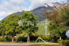 산, 놀이기구, 놀이터, 자연, 구름, 사진,이미지,일러스트,캘리그라피 - jack작가 크라우드픽 - 저작권 걱정 없는 상업용 이미지