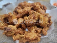 후라이드치킨, 수제치킨, 카레치킨, 동네치킨, 옛날통닭, 사진,이미지,일러스트,캘리그라피 - 유한리필작가 크라우드픽 - 저작권 걱정 없는 상업용... 