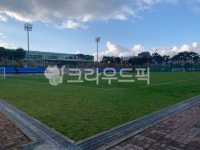 field, 잔디, 운동장, 그라운드, 풍경, 사진,이미지,일러스트,캘리그라피 - Nkfa2000a작가 크라우드픽 - 저작권 걱정 없는 상업용 이미지