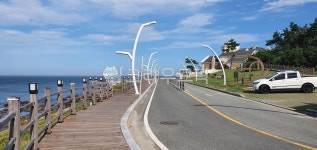 물, 바다, 도로, 다리, 산책로, 사진,이미지,일러스트,캘리그라피 - 몽마르지작가 크라우드픽 - 저작권 걱정 없는 상업용 이미지