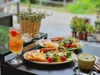 카페, 브런치, 예쁜카페, 음식, brunch, 사진,이미지,일러스트,캘리그라피 - 보랏빛별작가 크라우드픽 - 저작권 걱정 없는 상업용 이미지