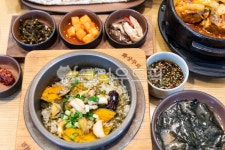 영양밥, 밥, 돌솥밥, 영양돌솥밥, 돌솥영양밥, 사진,이미지,일러스트,캘리그라피 - 사랑으로작가 크라우드픽 - 저작권 걱정 없는 상업용 이미지