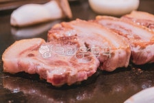 고기, 흑돼지, 돼지고기, meat, 버섯, 사진,이미지,일러스트,캘리그라피 - 가욤작가 크라우드픽 - 저작권 걱정 없는 상업용 이미지