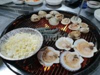 조개구이, 해물구이, 구이, 해물, 외식, 사진,이미지,일러스트,캘리그라피 - 반반나나작가 크라우드픽 - 저작권 걱정 없는 상업용 이미지