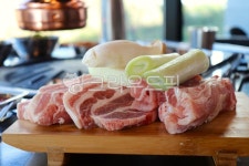 food, 음식, 고기, 육류, 돼지고기, 사진,이미지,일러스트,캘리그라피 - 설화와작가 크라우드픽 - 저작권 걱정 없는 상업용 이미지