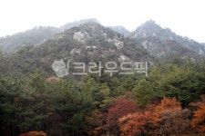 용봉산, 홍성용봉산, 바위산, 충남금강산, 팔봉산, 사진,이미지,일러스트,캘리그라피 - Deep bLUE작가 크라우드픽 - 저작권 걱정 없는 상업용... 