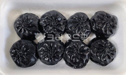 먹물만두, 먹물고기만두, 만두, 까만만두, 까만고기만두, 사진,이미지,일러스트,캘리그라피 - 먹방작가 크라우드픽 - 저작권 걱정 없는 상업용 이미지