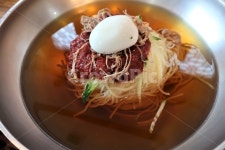 부산, 밀면, 분식, 별미, 냉면, 사진,이미지,일러스트,캘리그라피 - 양기리작가 크라우드픽 - 저작권 걱정 없는 상업용 이미지