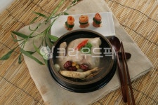 삼계탕, 한방삼계탕, 한방백숙, 백숙, 닭요리, 사진,이미지,일러스트,캘리그라피 - Nmaejangdot작가 크라우드픽 - 저작권 걱정 없는 상업용... 