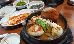 해물뚝배기, 뚝배기, 해물탕, 조개, 버섯, 사진,이미지,일러스트,캘리그라피 - 제제7작가 크라우드픽 - 저작권 걱정 없는 상업용 이미지