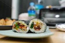 식사, 간식, 음식, 푸드, 김밥, 사진,이미지,일러스트,캘리그라피 - pb이로작가 크라우드픽 - 저작권 걱정 없는 상업용 이미지