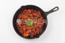 주꾸미, 음식, 문어, 볶음요리, 해산물, 사진,이미지,일러스트,캘리그라피 - 박프로 진Studio작가 크라우드픽 - 저작권 걱정 없는 상업용 이미지