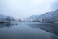 소양댐, 춘천, 소양강, 동면, 겨울, 사진,이미지,일러스트,캘리그라피 - 마퉁이작가 크라우드픽 - 저작권 걱정 없는 상업용 이미지