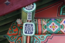 한옥, 단청, 전통건축, 목재, 서까래, 사진,이미지,일러스트,캘리그라피 - 나비처럼작가 크라우드픽 - 저작권 걱정 없는 상업용 이미지