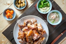 족발, 미니족발, 족발보쌈, 돼지족발, 보쌈, 사진,이미지,일러스트,캘리그라피 - 미미스튜디오작가 크라우드픽 - 저작권 걱정 없는 상업용 이미지