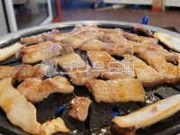 pork, 고기, food, 삼겹살, 솥뚜껑삼겹살, 사진,이미지,일러스트,캘리그라피 - 박한세작가 크라우드픽 - 저작권 걱정 없는 상업용 이미지