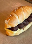 빵, 소금빵, 앙버터, 앙버터소금빵, 팥, 사진,이미지,일러스트,캘리그라피 - 찍어볼까낭작가 크라우드픽 - 저작권 걱정 없는 상업용 이미지
