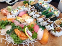 초밥, 스시, 롤, 김밥, 연어, 사진,이미지,일러스트,캘리그라피 - myamya작가 크라우드픽 - 저작권 걱정 없는 상업용 이미지