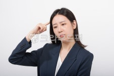 비지니스우먼, 비지니스, 직장인, 직장, 야근, 사진,이미지,일러스트,캘리그라피 - ArtCuore작가 크라우드픽 - 저작권 걱정 없는 상업용 이미지