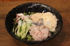 물회, 활어회, 사시미, 회, 광어회, 사진,이미지,일러스트,캘리그라피 - Nhide_pose작가 크라우드픽 - 저작권 걱정 없는 상업용 이미지