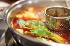 훠궈, 샤브샤브, 중국요리, 중국식샤브샤브, 홍탕, 사진,이미지,일러스트,캘리그라피 - ja9762작가 크라우드픽 - 저작권 걱정 없는 상업용 이미지