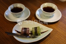 한식집, 한정식, 후식, 양갱, koreanricecake, 사진,이미지,일러스트,캘리그라피 - 산타고라니작가 크라우드픽 - 저작권 걱정 없는 상업용... 