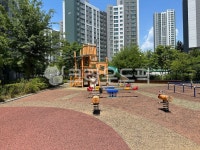 아파트, 놀이터, 어린이놀이터, 미끄럼틀, 시소, 사진,이미지,일러스트,캘리그라피 - 애롱작가 크라우드픽 - 저작권 걱정 없는 상업용 이미지