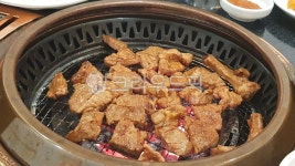 음식, 돼지숯불갈비, 숯불갈비, koreafood, koreabbq, 사진,이미지,일러스트,캘리그라피 - 성투작가 크라우드픽 - 저작권 걱정 없는 상업용... 