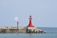 등대, 빨간등대, 안내자, lighthouse, 이정표, 사진,이미지,일러스트,캘리그라피 - 푸른글작가 크라우드픽 - 저작권 걱정 없는 상업용 이미지