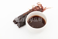 홍삼, 인삼, 식물, 뿌리, 약재, 사진,이미지,일러스트,캘리그라피 - Ntjdals2245작가 크라우드픽 - 저작권 걱정 없는 상업용 이미지