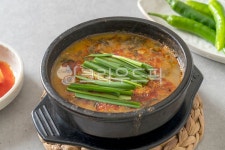 한식, 추어탕, 미꾸라지, 보양식, 뚝배기, 사진,이미지,일러스트,캘리그라피 - coolazrael작가 크라우드픽 - 저작권 걱정 없는 상업용 이미지