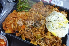 불백, 돼지불백, 고추장불고기, 한식, koreanfood, 사진,이미지,일러스트,캘리그라피 - berehyj작가 크라우드픽 - 저작권 걱정 없는 상업용... 