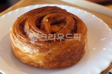 애플시나몬롤, applecinnamonroll, cinnamonroll, 시나몬롤, 브런치, 사진,이미지,일러스트,캘리그라피 - Fresh Eggs작가 크라우드픽... 
