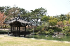 정원, 호수, 정자, 봄, 한국, 사진,이미지,일러스트,캘리그라피 - LionK작가 크라우드픽 - 저작권 걱정 없는 상업용 이미지