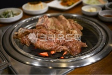 갈비, 음식, 숯불갈비, food, 갈비집, 사진,이미지,일러스트,캘리그라피 - Nddaracgi작가 크라우드픽 - 저작권 걱정 없는 상업용 이미지