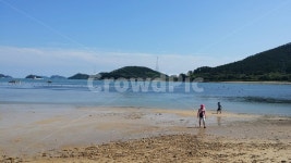 섬마을, 바다, 아이, 물놀이, 하늘, 사진,이미지,일러스트,캘리그라피 - BBBAE작가 크라우드픽 - 저작권 걱정 없는 상업용 이미지