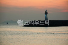 군산, 비응도, 항구, 등대, 방파제, 사진,이미지,일러스트,캘리그라피 - irum작가 크라우드픽 - 저작권 걱정 없는 상업용 이미지