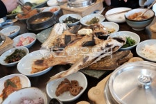 밥상, 식탁, 생선구이, 식사, food, 사진,이미지,일러스트,캘리그라피 - 연산작가 크라우드픽 - 저작권 걱정 없는 상업용 이미지