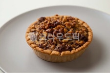 호두파이, 호두, 파이, 피칸, 피칸파이, 사진,이미지,일러스트,캘리그라피 - 달팽이아빠작가 크라우드픽 - 저작권 걱정 없는 상업용 이미지