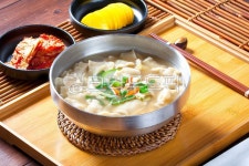 수제비, food, 음식, 식사, 그릇, 사진,이미지,일러스트,캘리그라피 - 미미스튜디오작가 크라우드픽 - 저작권 걱정 없는 상업용 이미지